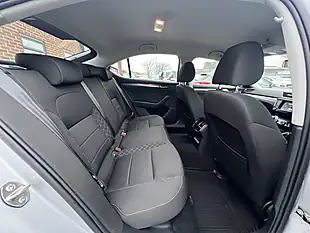 Used 2018 Skoda Superb S Brilliant Silver Metallic - Interior and Exterior details 4