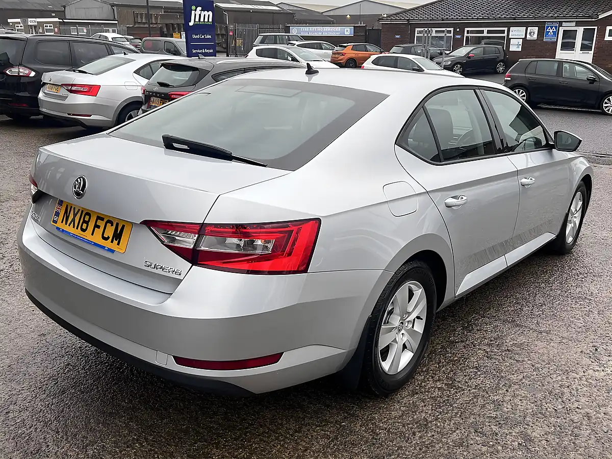 Used 2018 Skoda Superb S Brilliant Silver Metallic - Interior and Exterior details 6