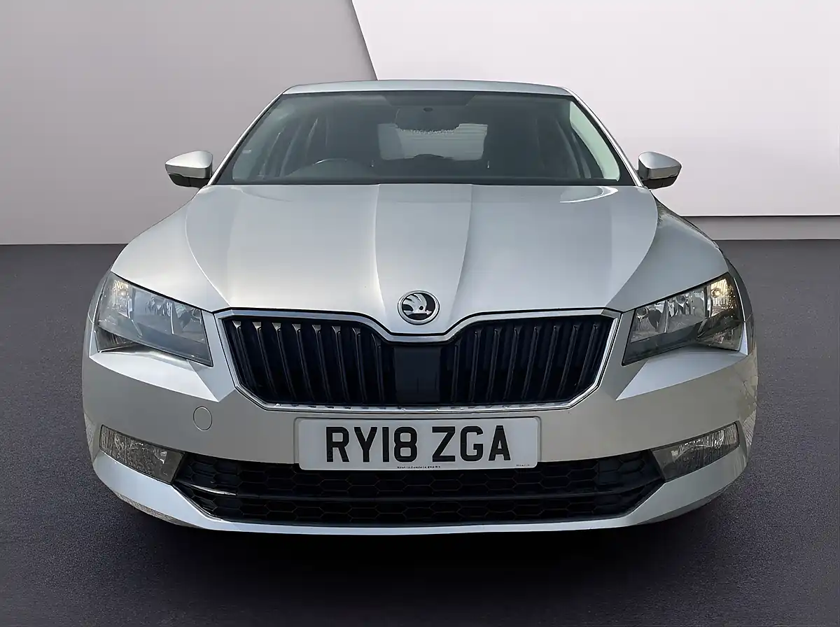 Used 2018 Skoda Superb S Grey - Interior and Exterior details 2