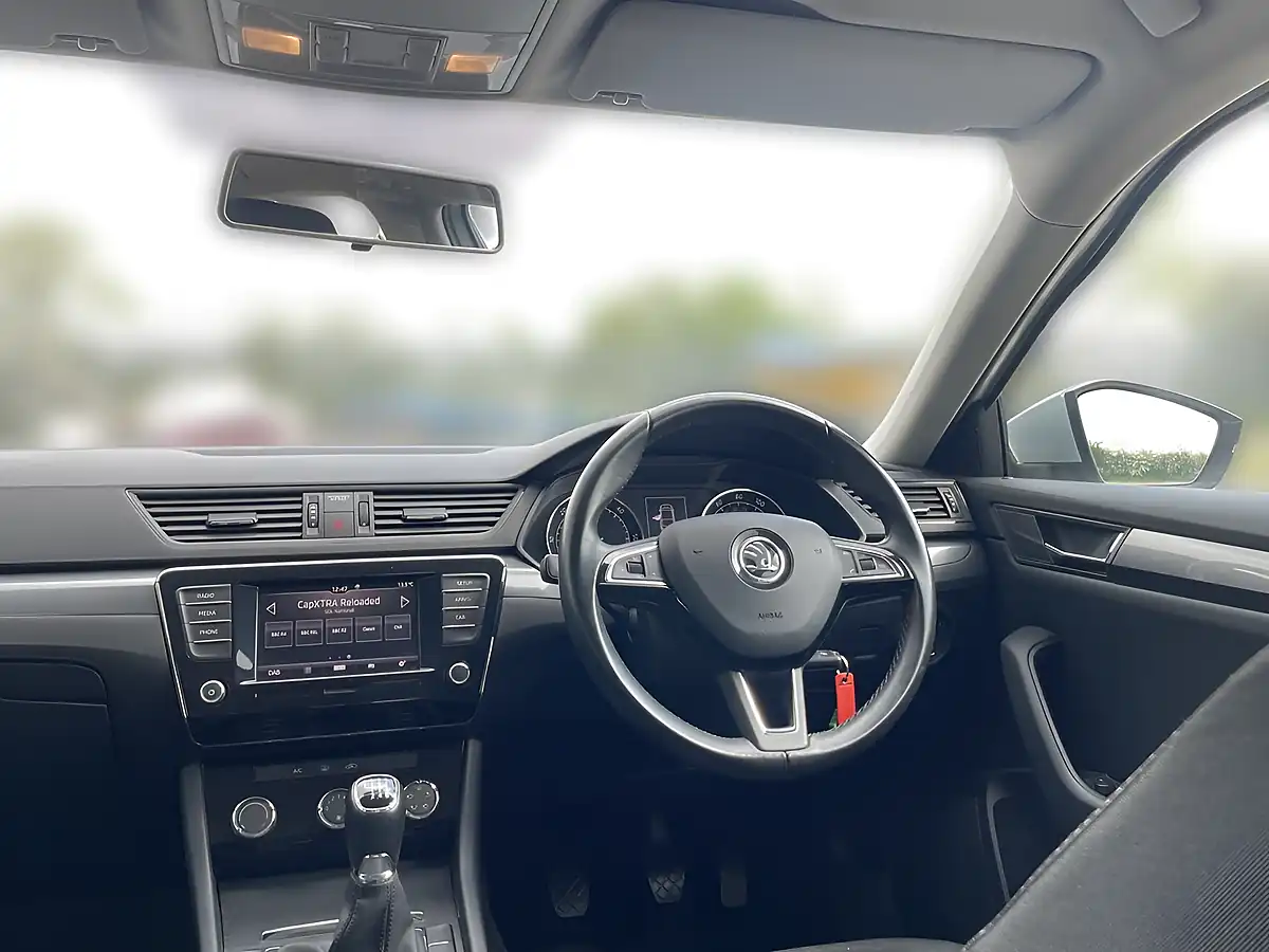 Used 2018 Skoda Superb S Grey - Interior and Exterior details 8