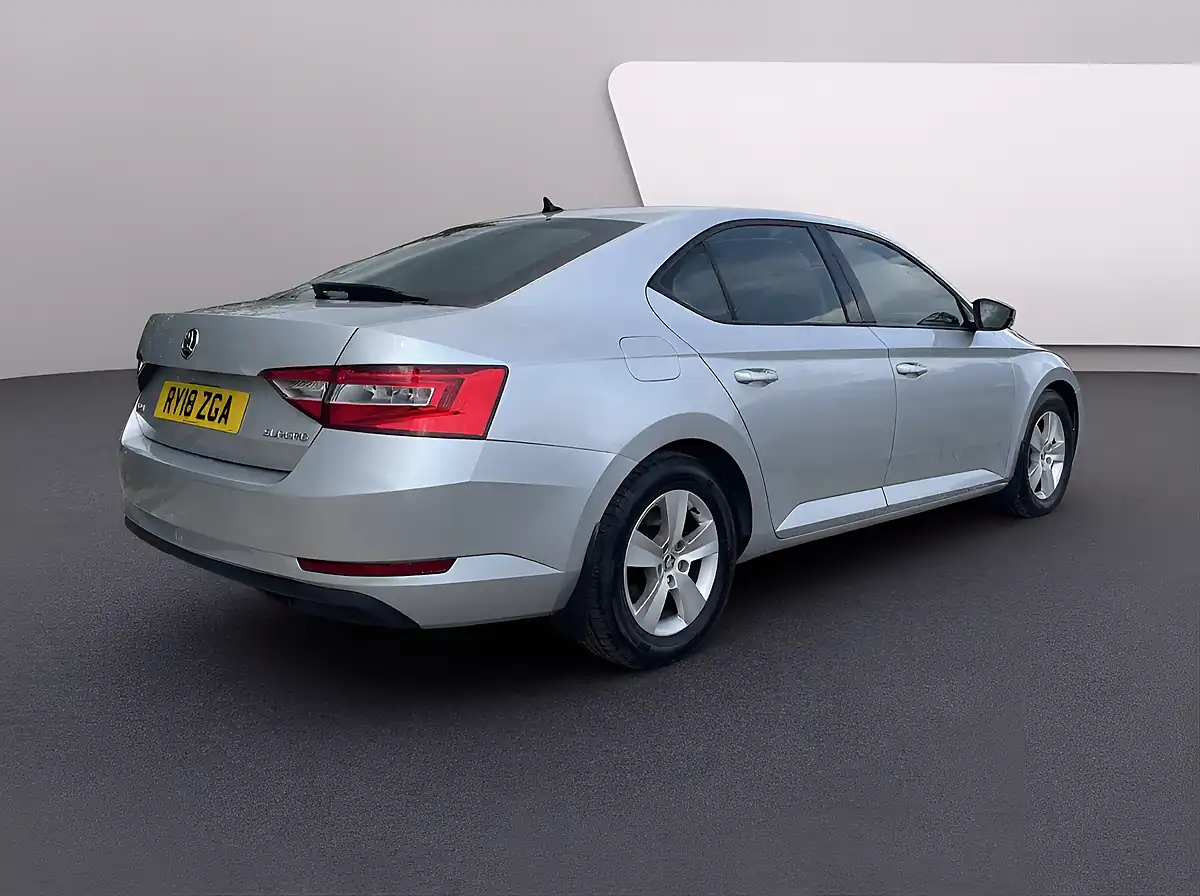 Used 2018 Skoda Superb S Grey - Interior and Exterior details 9