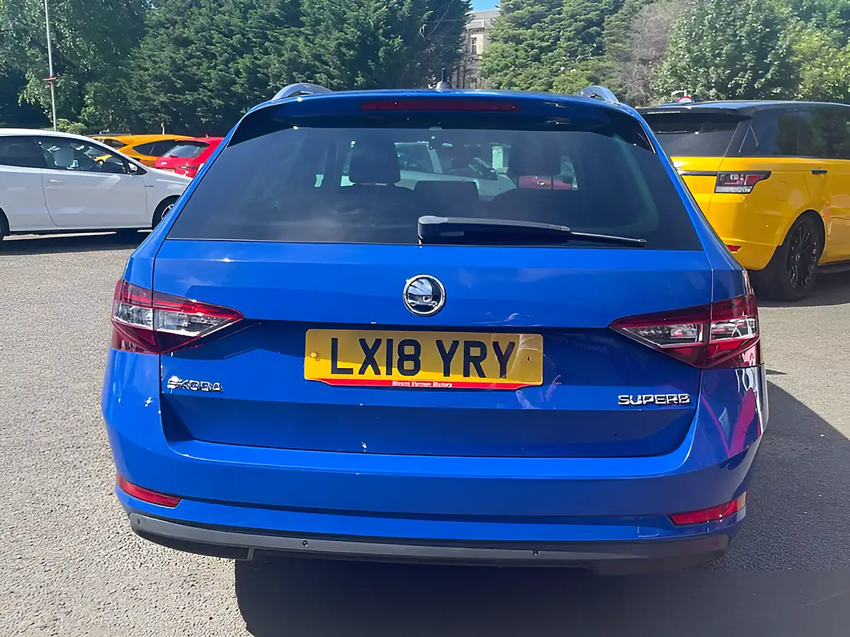Used 2018 Skoda Superb Se L Executive Blue - Interior and Exterior details 7