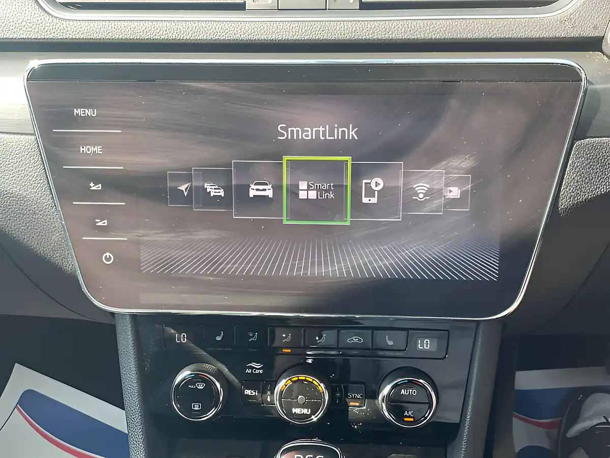 Used 2018 Skoda Superb Se L Executive Blue - Interior and Exterior details 5