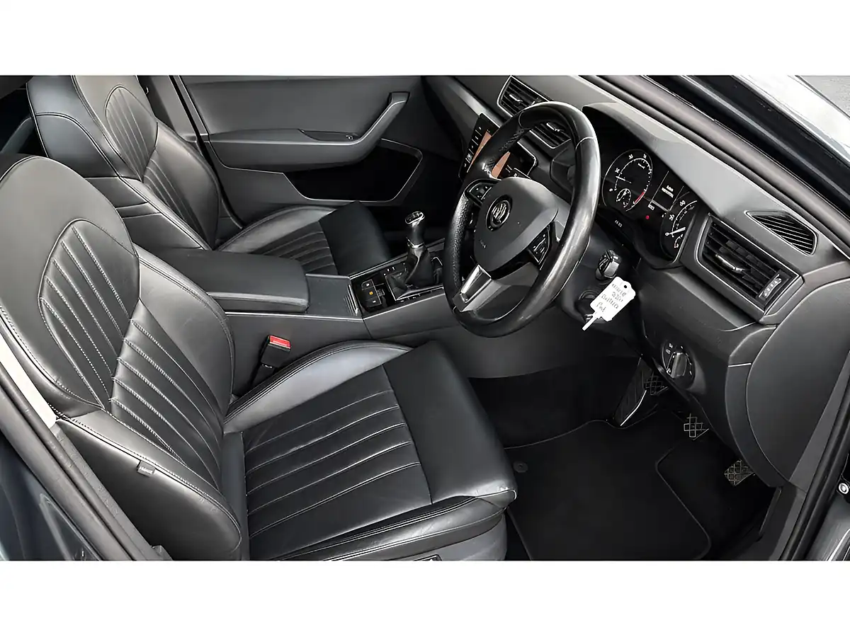 Used 2018 Skoda Superb Se L Executive Edition Grey - Interior and Exterior details 2