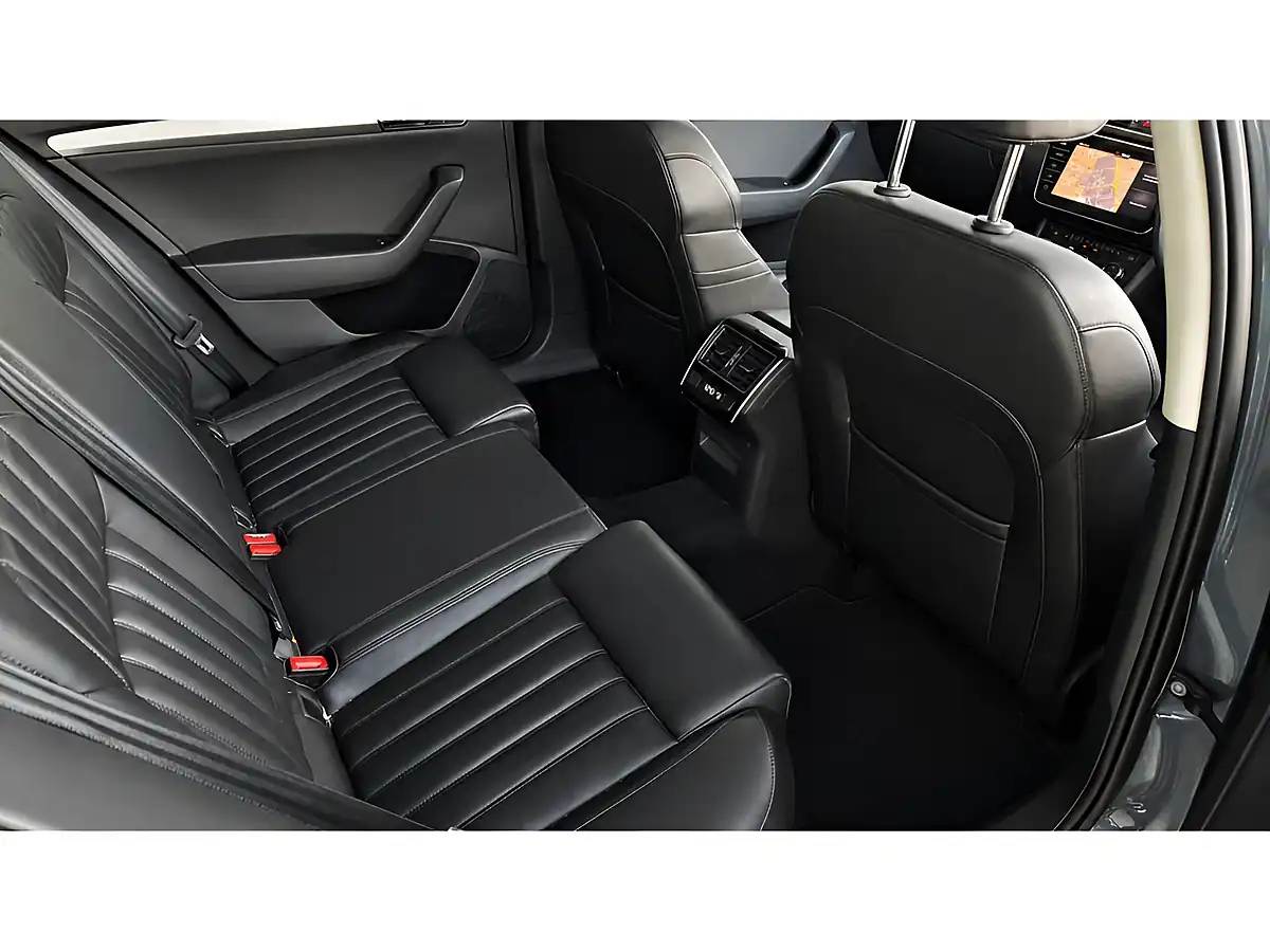 Used 2018 Skoda Superb Se L Executive Edition Grey - Interior and Exterior details 8