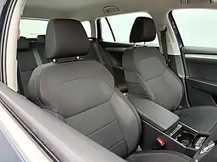 Used 2018 Skoda Superb Se Petrol Blue - Interior and Exterior details 12