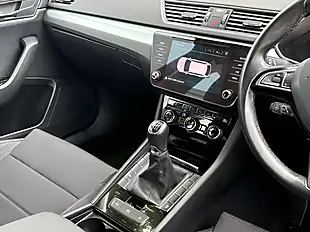 Used 2018 Skoda Superb Se Petrol Blue - Interior and Exterior details 13