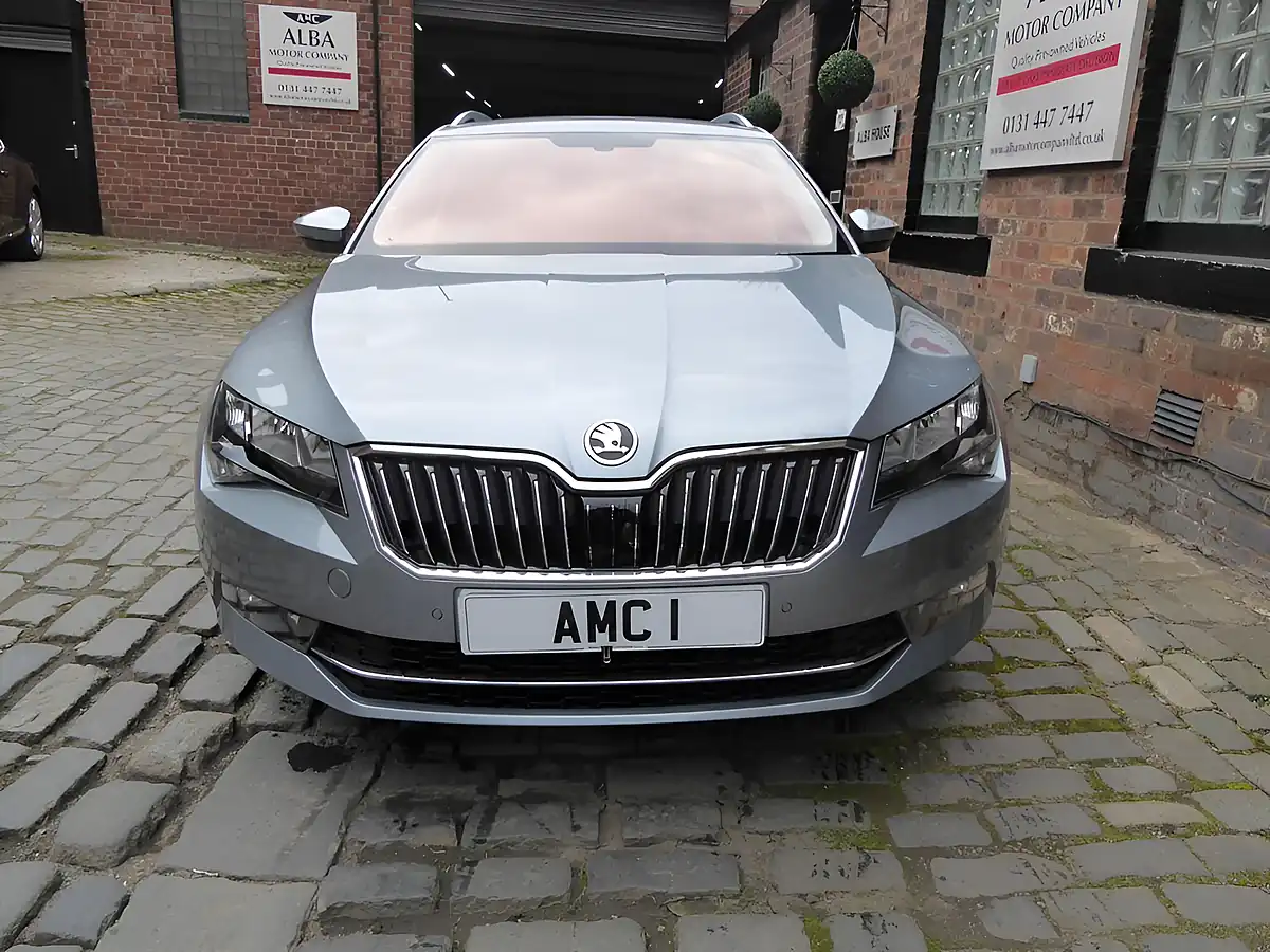 Used 2018 Skoda Superb Se Technology Grey - Interior and Exterior details 2