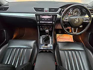 Used 2018 Skoda Superb Se Technology Grey - Interior and Exterior details 10