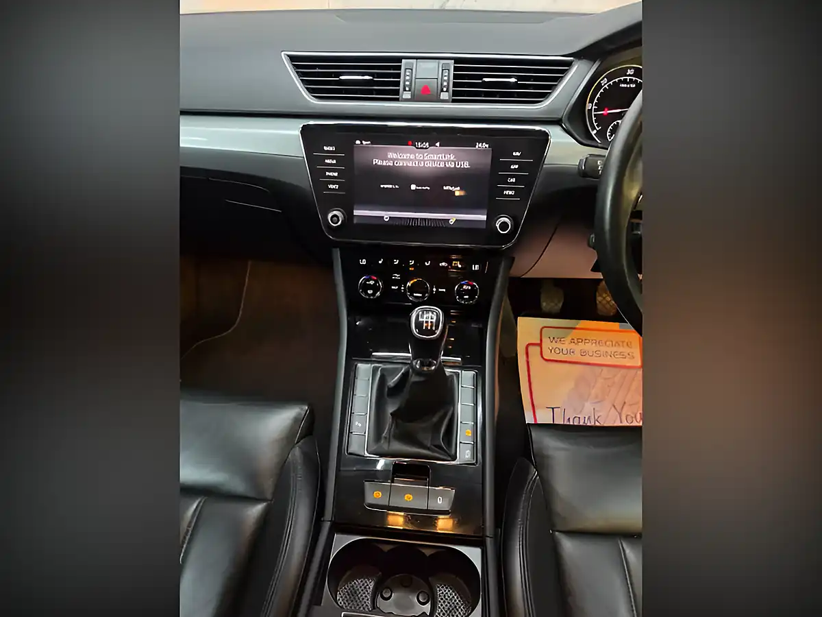 Used 2018 Skoda Superb Se Technology Grey - Interior and Exterior details 11