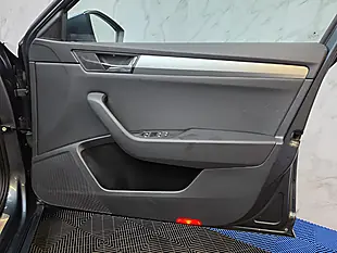 Used 2018 Skoda Superb Se Technology Grey - Interior and Exterior details 17