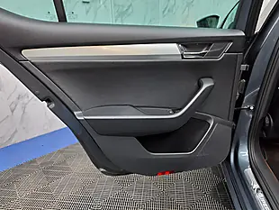 Used 2018 Skoda Superb Se Technology Grey - Interior and Exterior details 18
