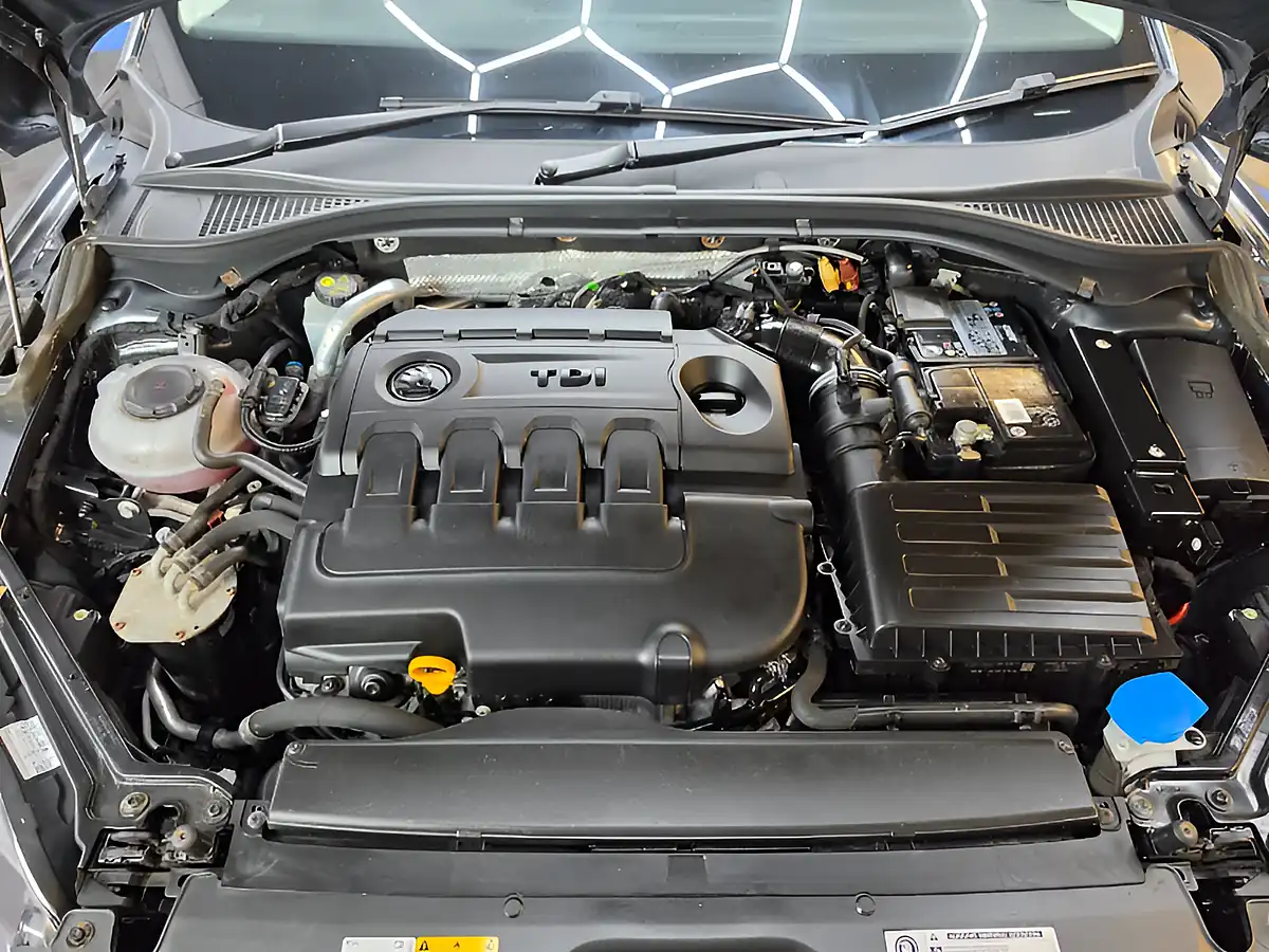 Used 2018 Skoda Superb Se Technology Grey - Interior and Exterior details 20