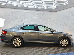 Used 2018 Skoda Superb Se Technology Grey - Interior and Exterior details 9