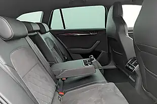 Used 2018 Skoda Superb Sportline Grey - Interior and Exterior details 13