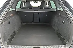Used 2018 Skoda Superb Sportline Grey - Interior and Exterior details 17