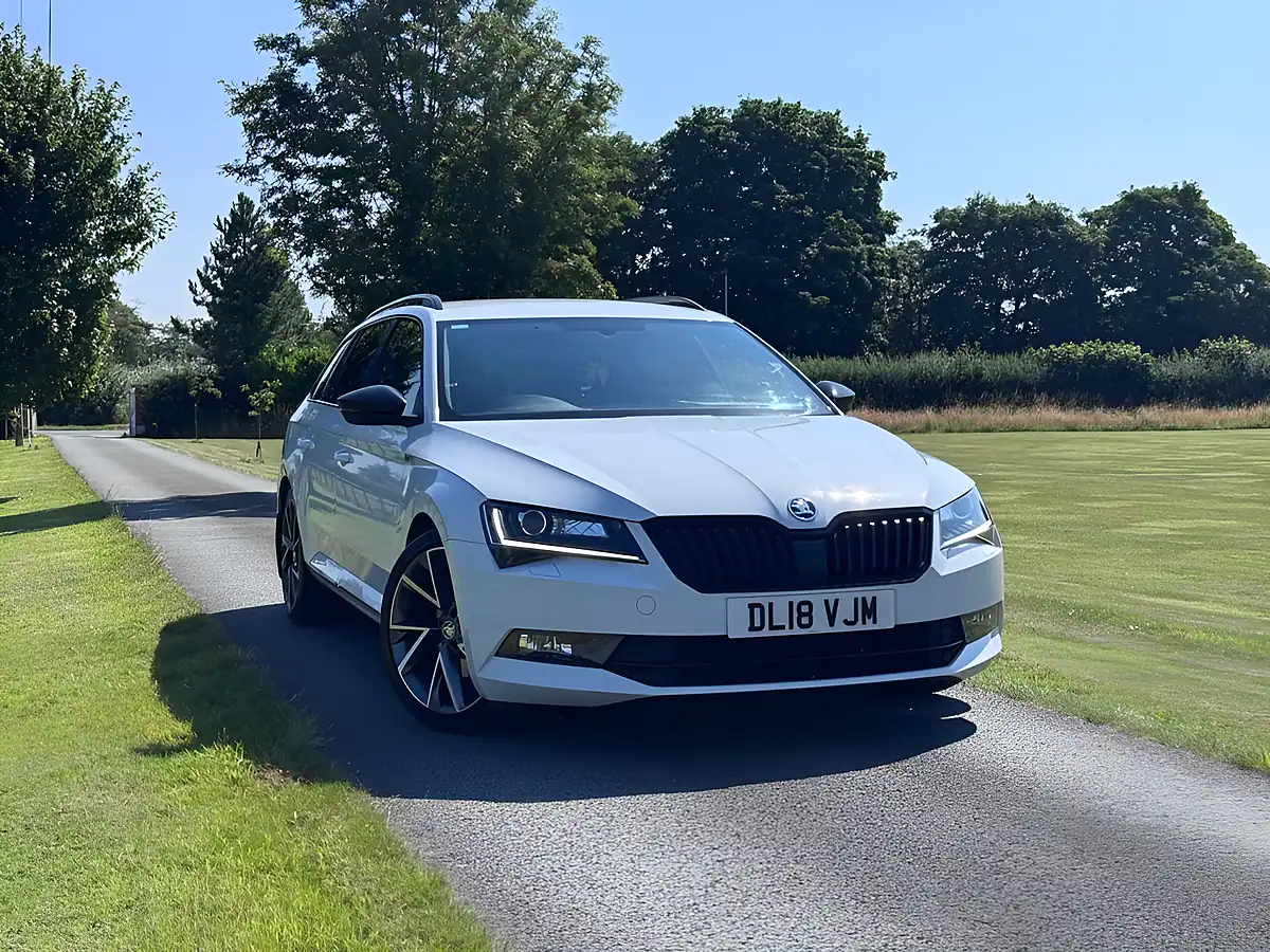 Used 2018 Skoda Superb Sportline White - Interior and Exterior details 2