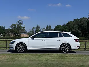 Used 2018 Skoda Superb Sportline White - Interior and Exterior details 5