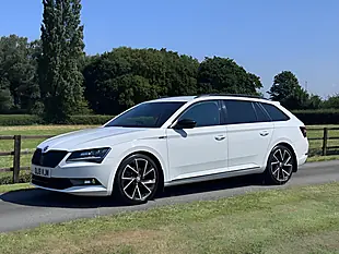 Used 2018 Skoda Superb Sportline White - Interior and Exterior details 6