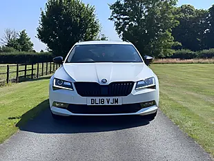 Used 2018 Skoda Superb Sportline White - Interior and Exterior details 8