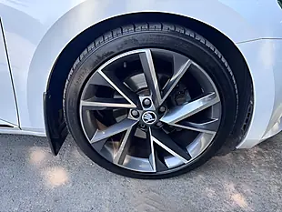 Used 2018 Skoda Superb Sportline White - Interior and Exterior details 9