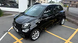 Used 2018 Smart Forfour Passion Black - Interior and Exterior details 10