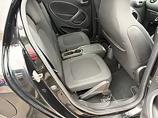 Used 2018 Smart Forfour Passion Black - Interior and Exterior details 11