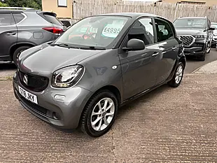 Used 2018 Smart Forfour Passion Black - Interior and Exterior details 4