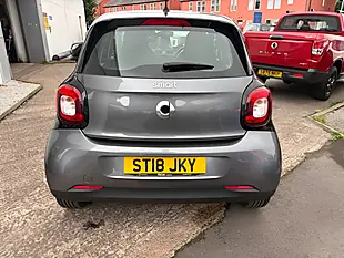 Used 2018 Smart Forfour Passion Black - Interior and Exterior details 7