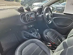 Used 2018 Smart Forfour Prime (premium) Orange - Interior and Exterior details 10