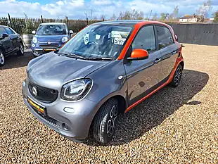 Used 2018 Smart Forfour Prime (premium) Orange - Interior and Exterior details 11