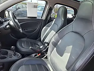 Used 2018 Smart Forfour Prime (premium) Orange - Interior and Exterior details 2