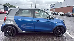 Used 2018 Smart Forfour Prime Sport (premium) Grey - Interior and Exterior details 4