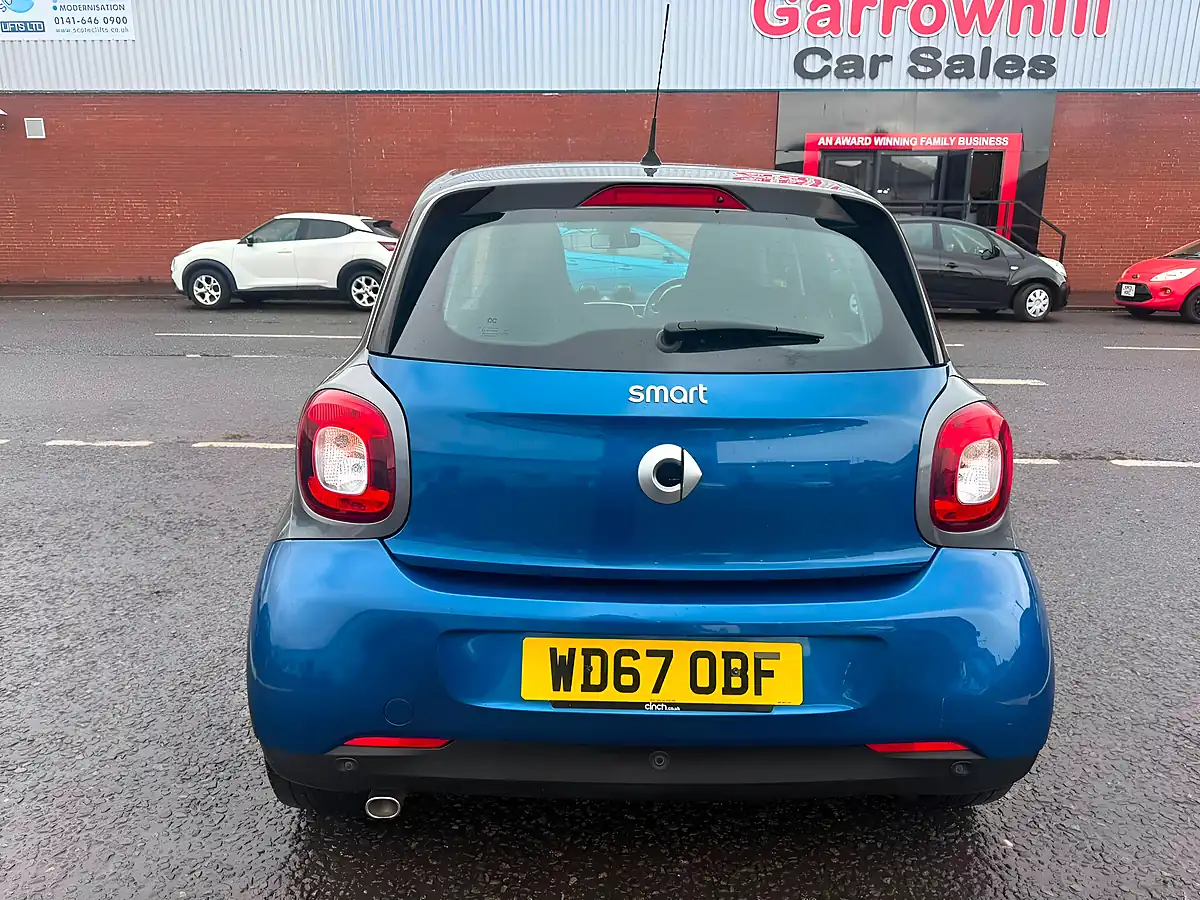 Used 2018 Smart Forfour Prime Sport (premium) Grey - Interior and Exterior details 6