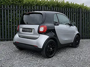 Used 2018 Smart Fortwo Coupe Prime Sport (premium) Black - Interior and Exterior details 8