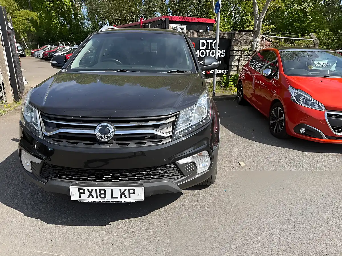 Used 2018 Ssangyong Korando Elx Black - Front View