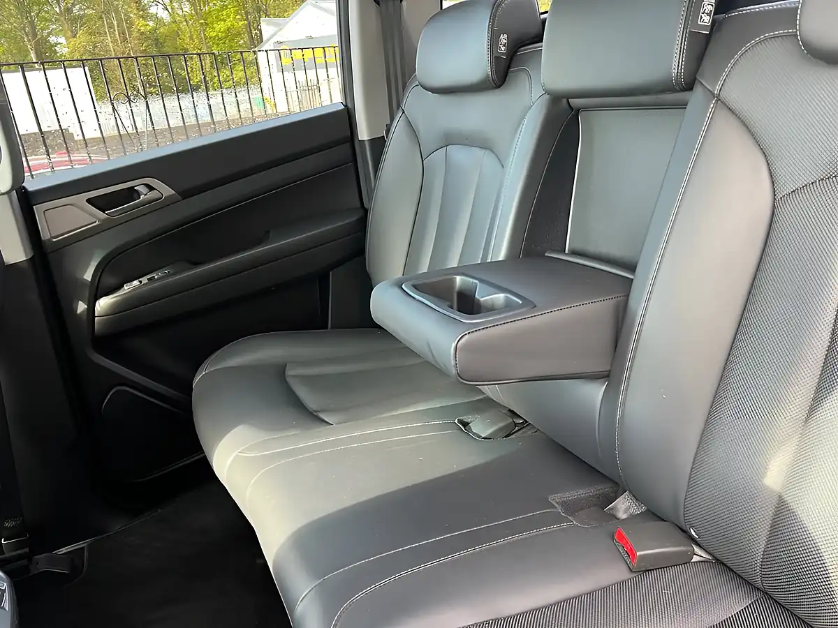 Used 2018 Ssangyong Musso Saracen Grey - Interior and Exterior details 17