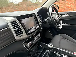 Used 2018 Ssangyong Rexton Ex Black - Interior and Exterior details 9