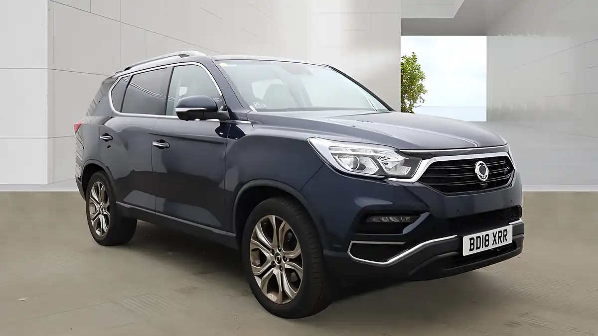 Used 2018 Ssangyong Rexton Ultimate Blue - Front View