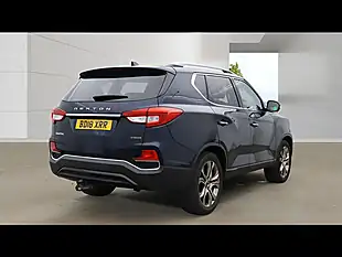 Used 2018 Ssangyong Rexton Ultimate Blue - Interior and Exterior details 4