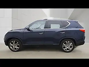Used 2018 Ssangyong Rexton Ultimate Blue - Interior and Exterior details 6
