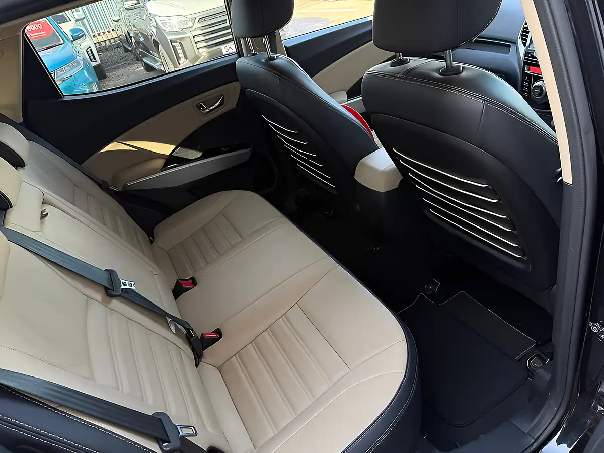 Used 2018 Ssangyong Tivoli Elx Black - Interior and Exterior details 14