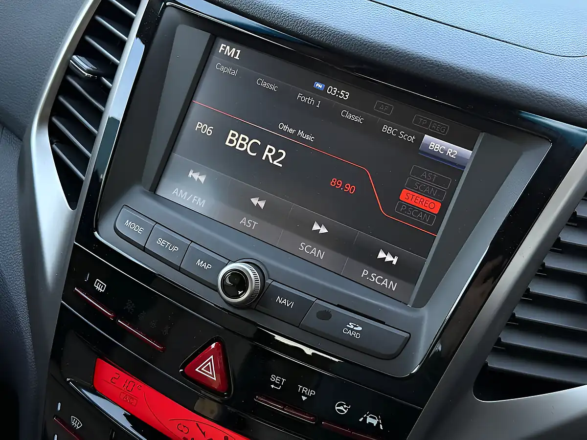 Used 2018 Ssangyong Tivoli Elx Black - Interior and Exterior details 19