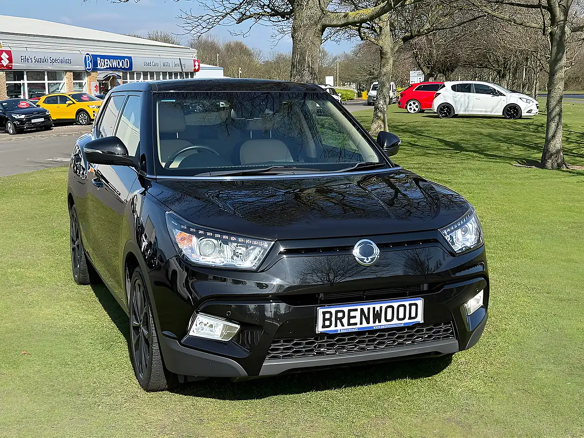 Used 2018 Ssangyong Tivoli Elx Black - Interior and Exterior details 2