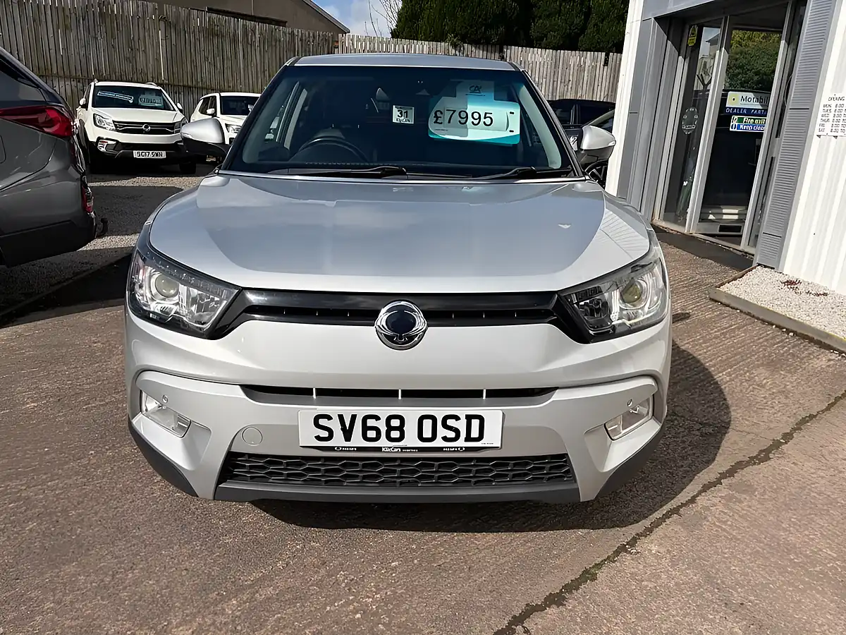 Used 2018 Ssangyong Tivoli Elx Silver - Interior and Exterior details 2