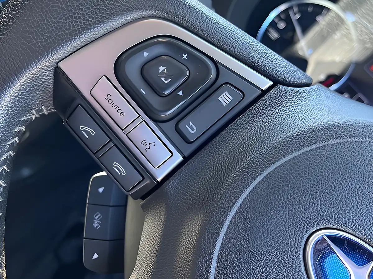 Used 2018 Subaru Forester Xc Gold - Interior and Exterior details 12