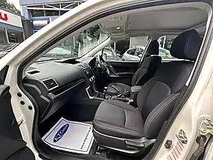 Used 2018 Subaru Forester Xe White - Interior and Exterior details 10