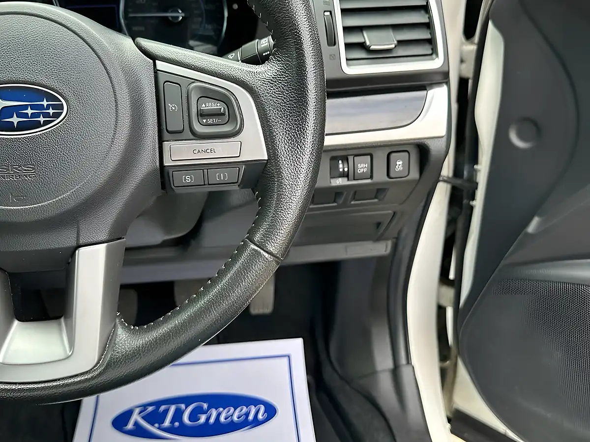Used 2018 Subaru Forester Xe White - Interior and Exterior details 12
