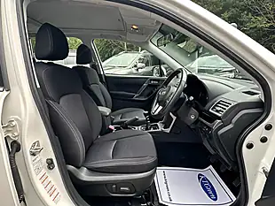 Used 2018 Subaru Forester Xe White - Interior and Exterior details 7