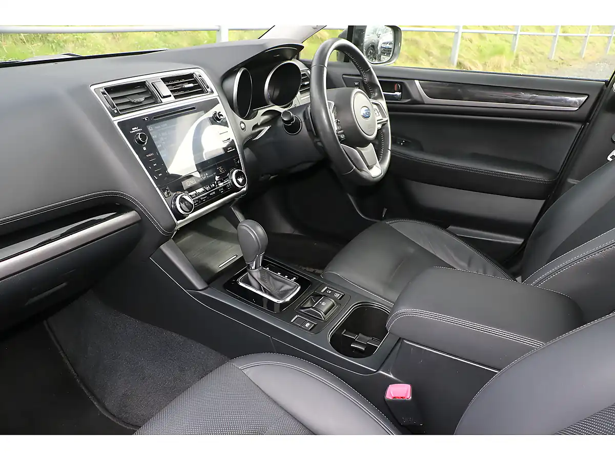 Used 2018 Subaru Outback Se Premium Dark Blue - Interior and Exterior details 17